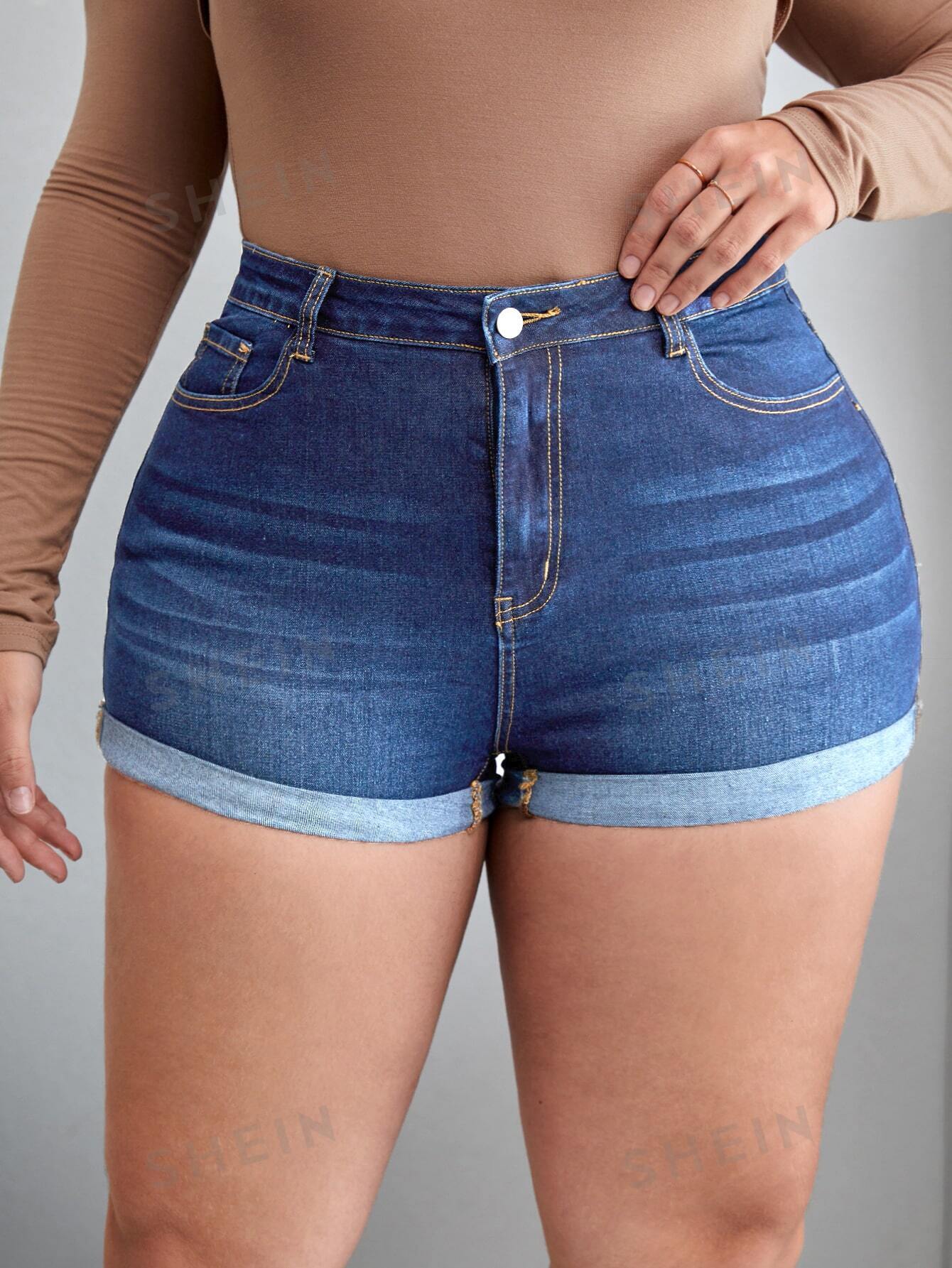 Shorts Jeans Plus Size, Short Jeans, short feminino plus size, shorts jeans feminino plus size, shorts jeans plus size feminino, short jeans feminino plus size, shorts jeans plus size cintura alta, short jeans plus, short jeans cintura alta plus size,