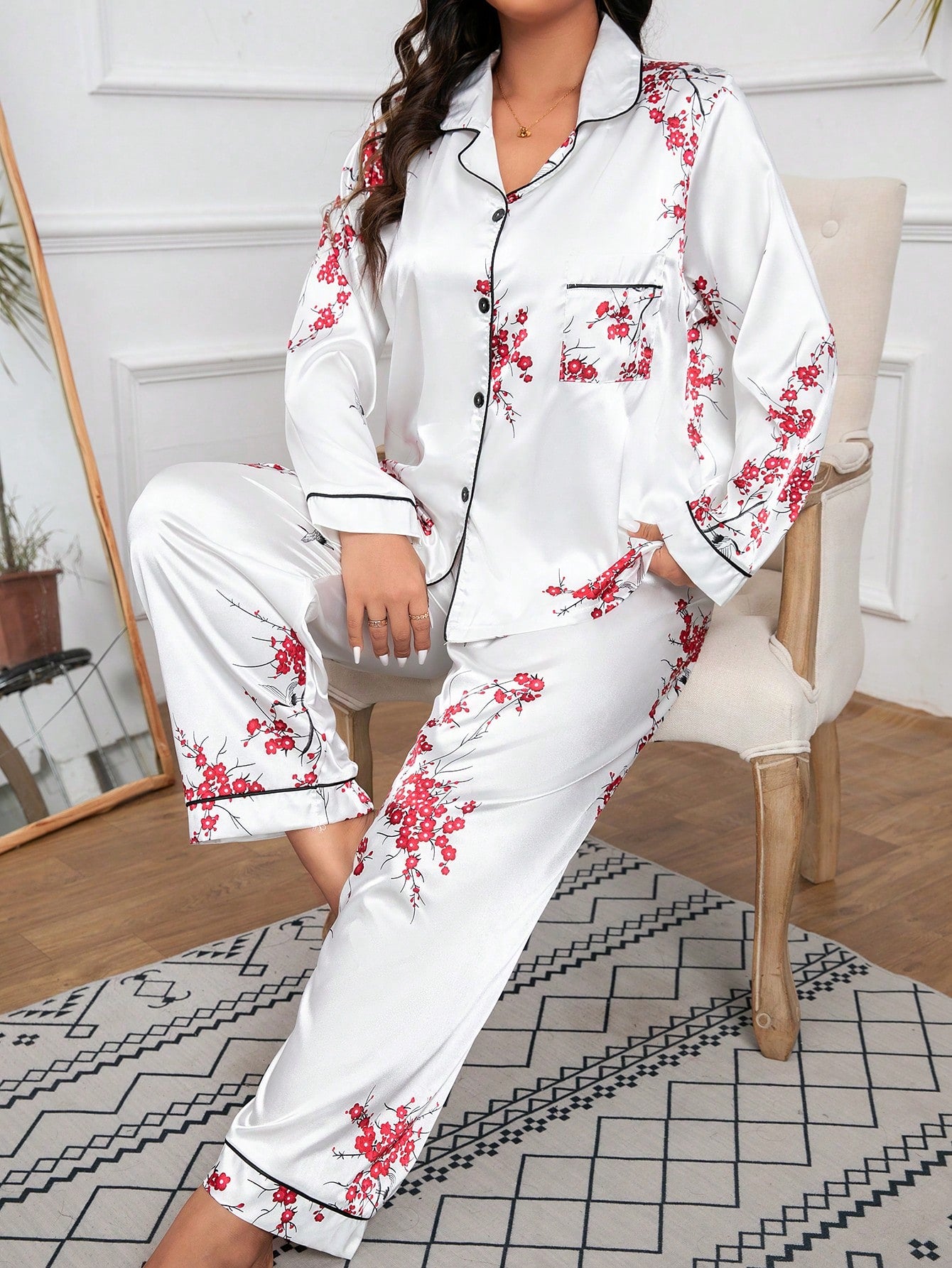 Pijama Cetim Plus Size Luxo Floral Champagne, Pijama Cetim Plus Size Luxo Flores Calça Longa, pijamas plus size, pijama feminino, pijamas feminino, pijamas plus size, pijama feminino plus size, pijama longo plus, pijamas femininos inverno plus size,