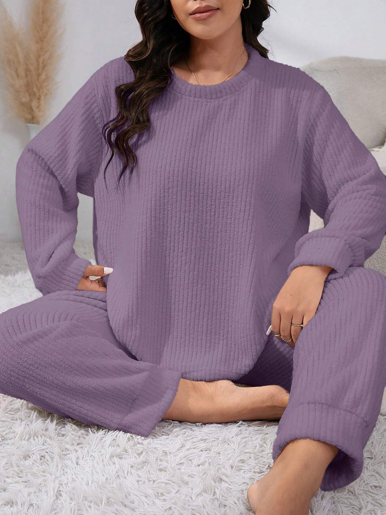 Pijama Longo Texturizado Flanela  Plus Size, Pijama Cetim Plus Size Luxo Flores Calça Longa, pijamas plus size, pijama feminino, pijamas feminino, pijamas plus size, pijama feminino plus size, pijama longo plus, pijamas femininos inverno plus size,