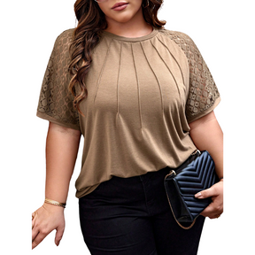  Blusa Manga Curta com  Renda e Babados Plus Size, roupas plus size, blusa de croche manga longa, roupas plus size feminina, plus size roupas femininas, roupa feminina plus size, moda feminina plus size, loja de roupa plus size feminina, plus size roupas, blusa manga curta feminina,