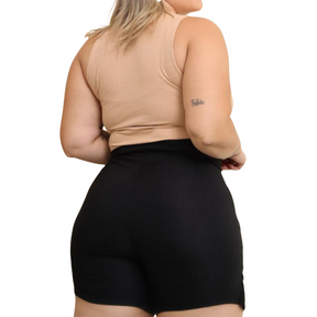 Short Saia Plus Size Fenda  Cinto fixo, Short Plus Size Ocasional Bag, shortinho plus size, short jeans plus size, short plus size feminino, short jeans plus size feminino, short alfaiataria plus size, shorts plus size feminino, shorts jeans plus size feminino, shorts plus size preto,