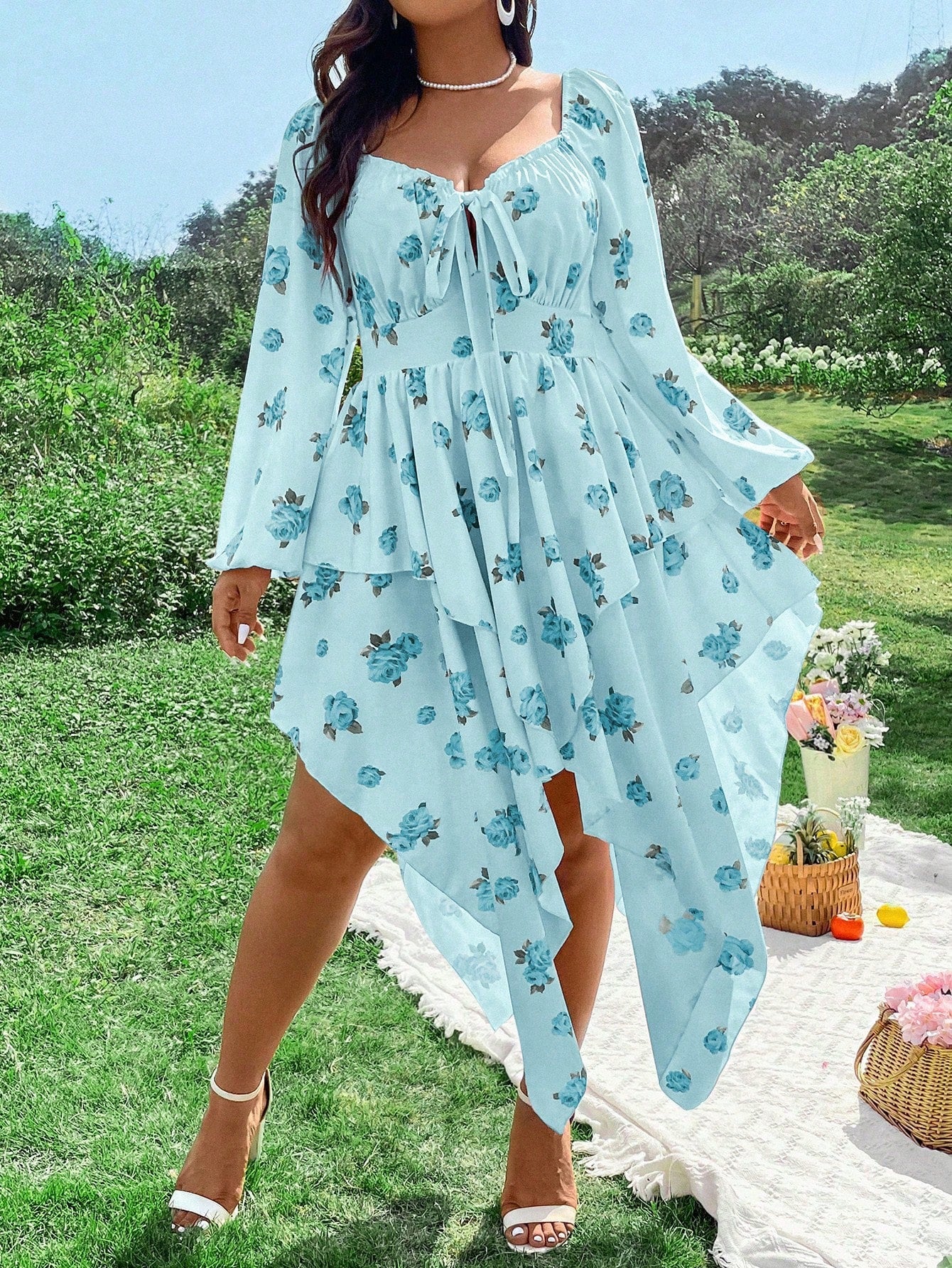 Vestido Plus Size Floral Frente Assimétrica, Vestido Estampados Gola V Plus Size, Vestido Estampados Gola entalhada Plus Size, Vestido Feminino manga curta plus size, Vestido cor solida texturizado plus size, Vestido de alças plissado Plus Size, Vestidos plus size sem mangas, Vestidos plus size plissados, Vestidos plus size plissado, Vestidos plus size midi cor sólida,